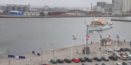 Kungaskeppet Dannebrogen lämnar Kalmar